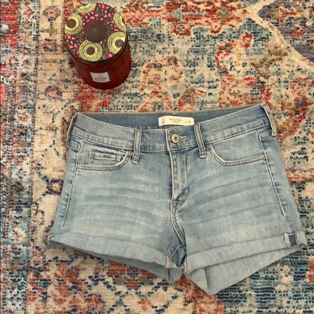 Abercrombie & Fitch Jean shorts
